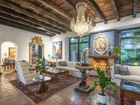 Las Cruces Boutique Hotel