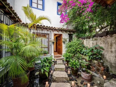 Casa Encantada
