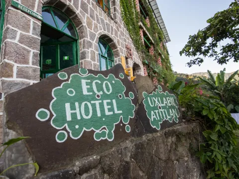 Eco Hotel Uxlabil Atitlan