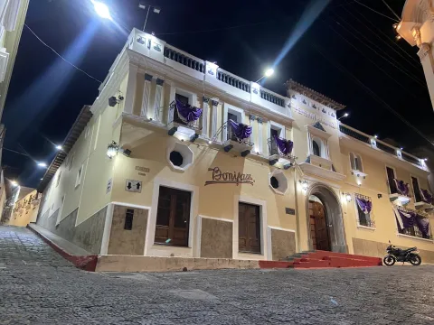 Hotel Pensión Bonifaz