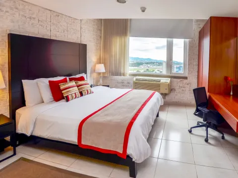 Adriatika Hotel & Residence