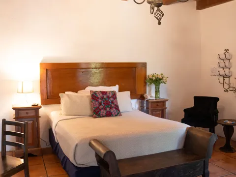 Naif Boutique Hotel & Gallery