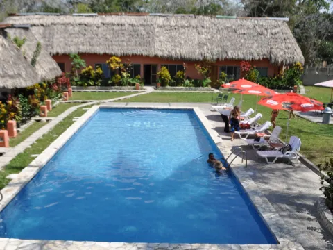 Hotel Tikal Inn