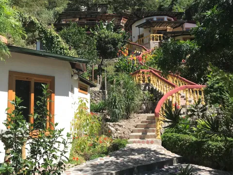 Jenna's River Bed and Breakfast